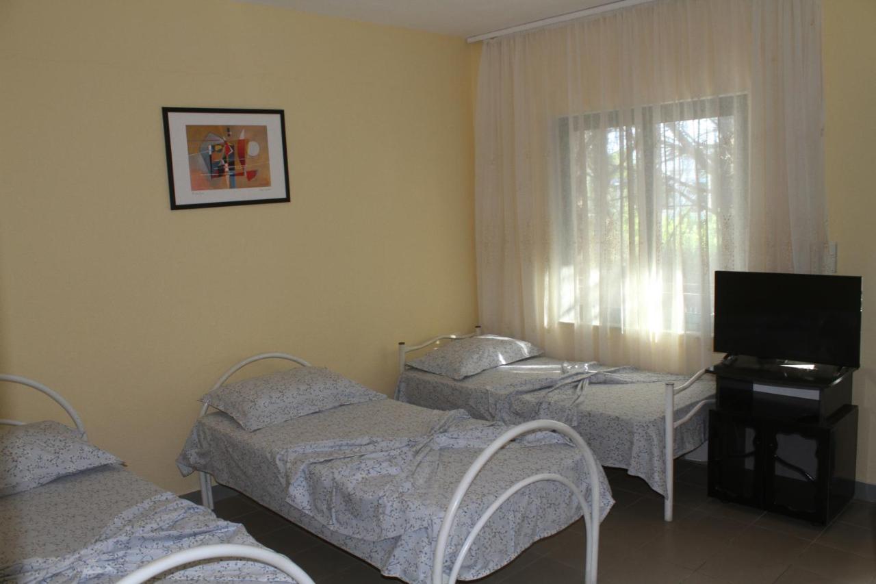 Velipojë Hotel Marmara מראה חיצוני תמונה